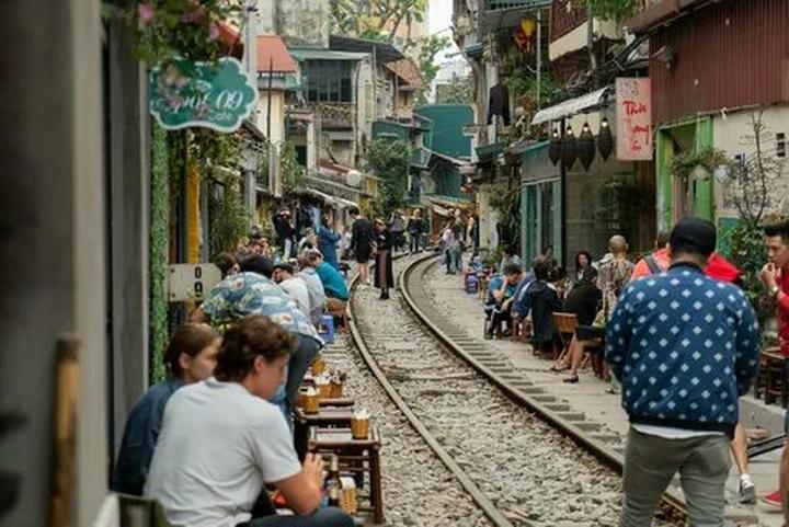 Khám phá Thế giới, Kiếm Tiền Từ Vlog: Hotspot Matrix - Người Bạn Đồng Hành