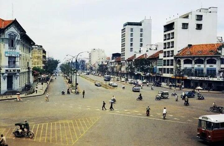 [Hotspot Matrix và xu hướng nhà bếp gọn gàng]